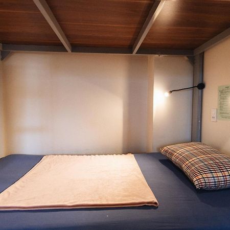 9 Hostel And Suites Хошимин Экстерьер фото