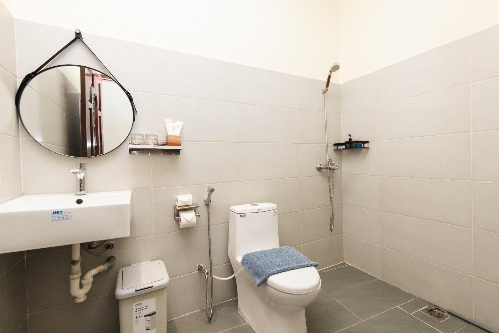 9 Hostel And Suites Хошимин Экстерьер фото