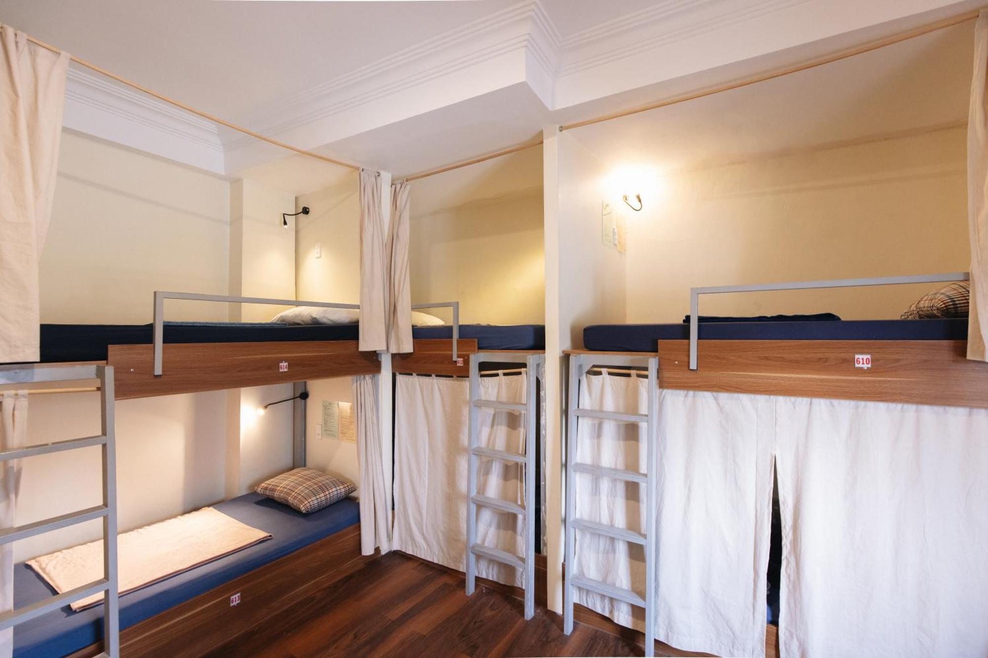 9 Hostel And Suites Хошимин Экстерьер фото