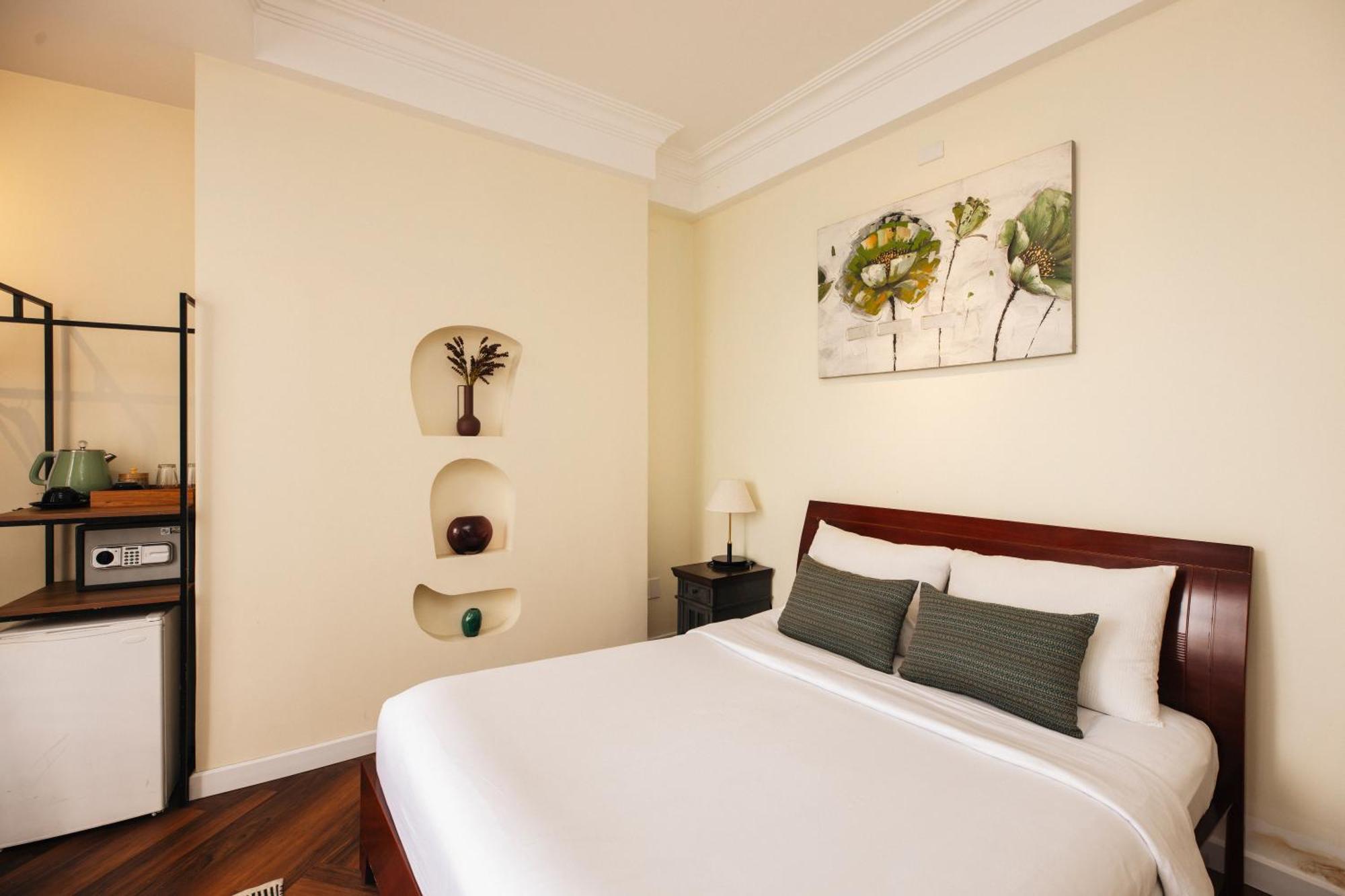 9 Hostel And Suites Хошимин Экстерьер фото