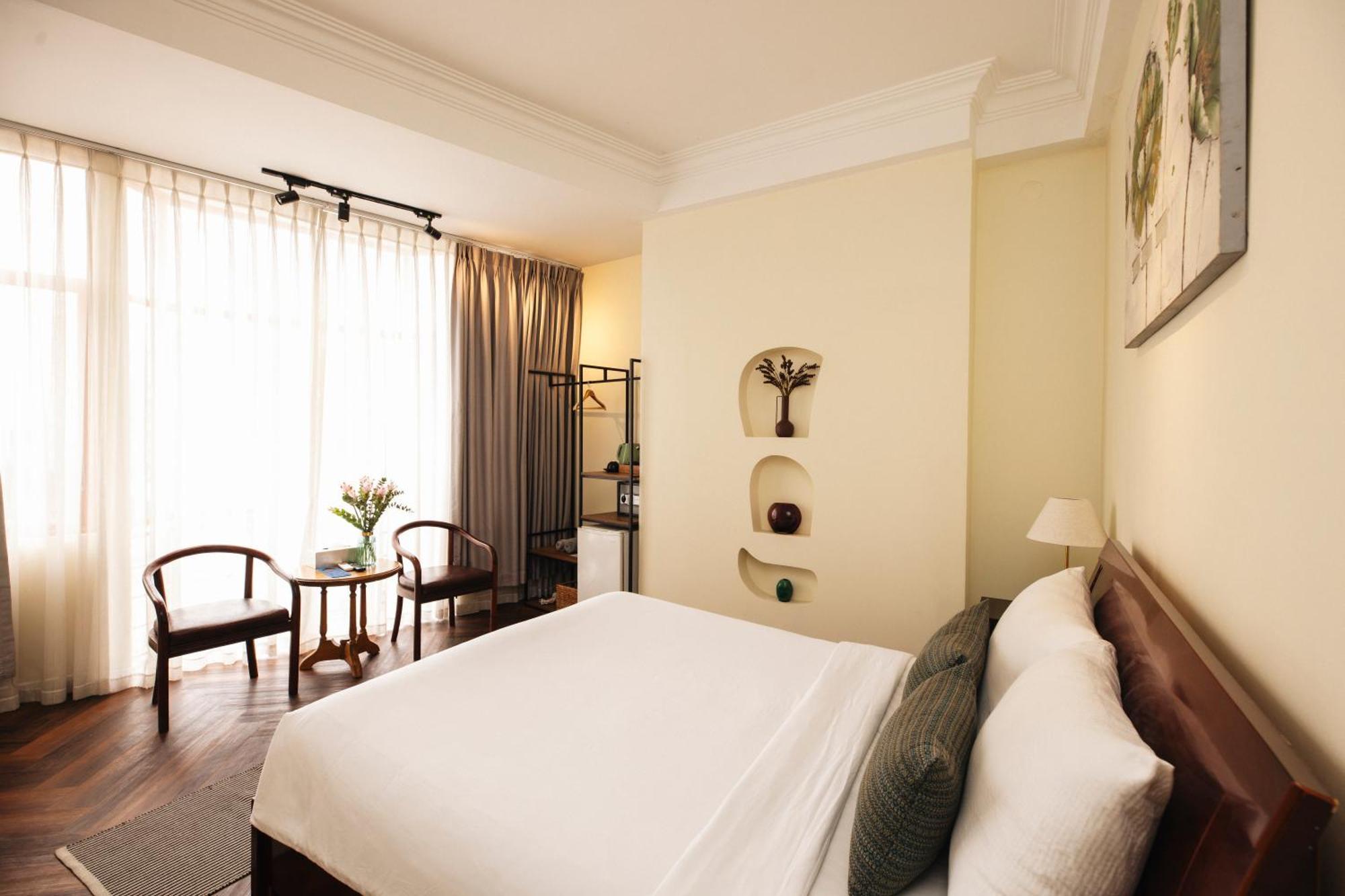 9 Hostel And Suites Хошимин Экстерьер фото